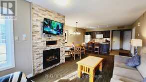 2074/75 - 90 HIGHLAND DRIVE Oro-Medonte