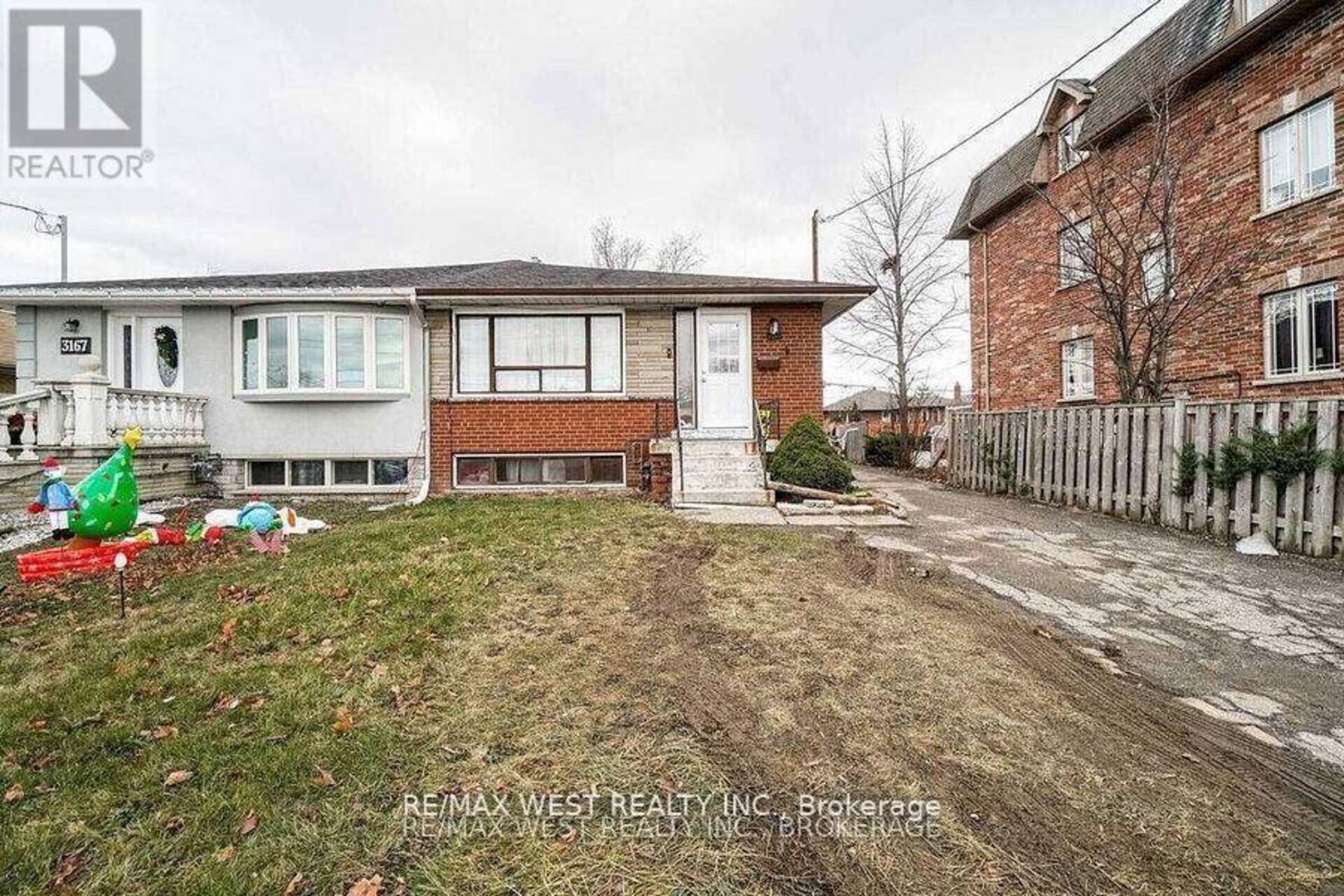 UPPER - 3165 WESTON ROAD Toronto