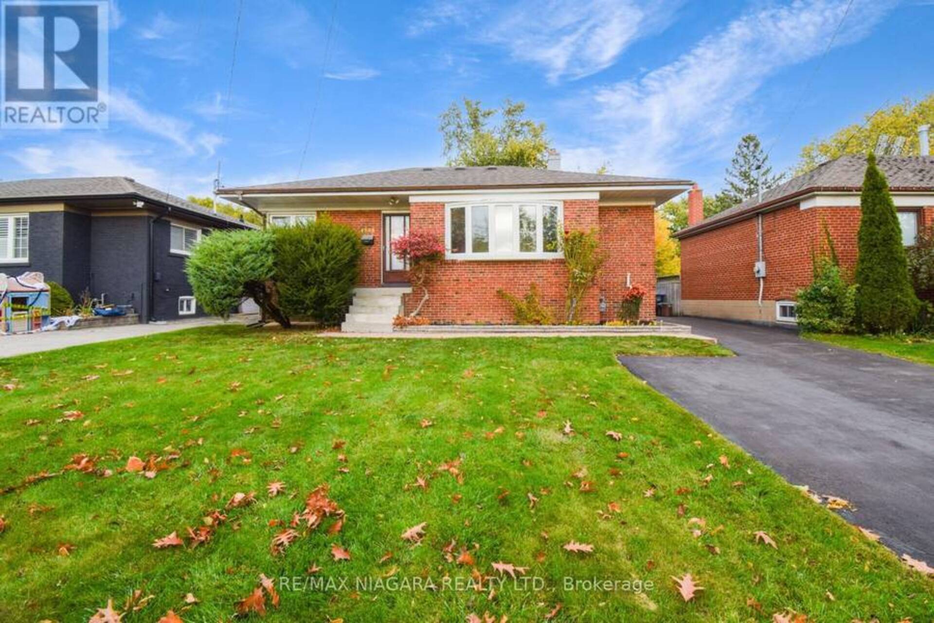 1503 BLANEFIELD ROAD Mississauga