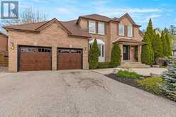 31 BLOOMFIELD TRAIL Richmond Hill