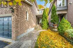 5528 WOODCHASE CRESCENT Mississauga