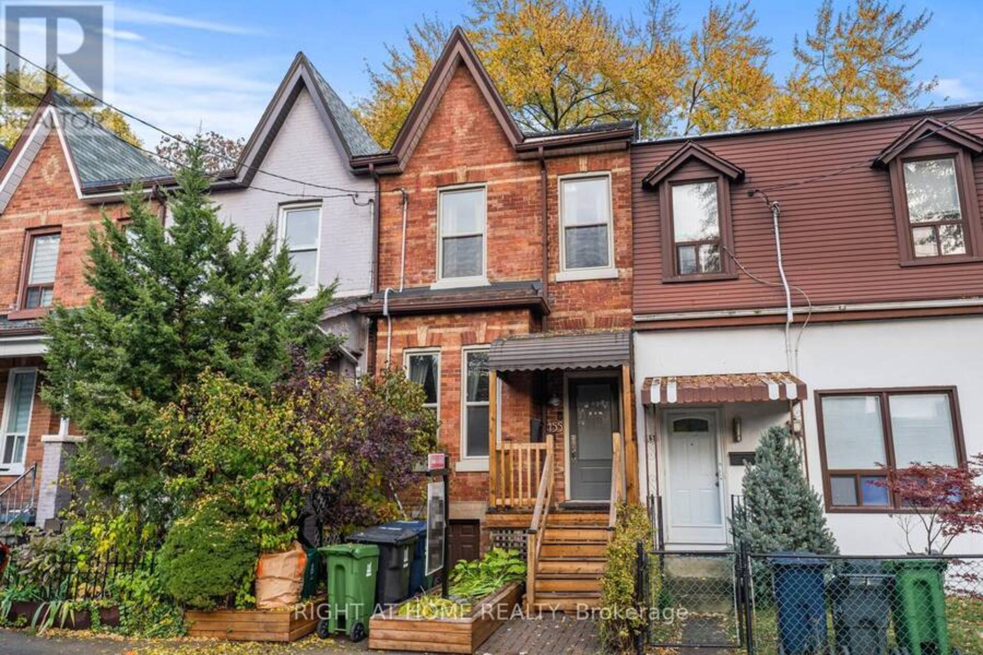 155 MUNRO STREET Toronto