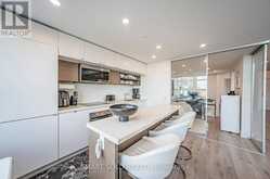 825 - 111 ST CLAIR AVENUE W Toronto