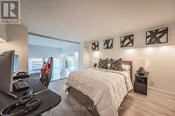 825 - 111 ST CLAIR AVENUE W Toronto