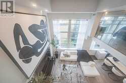 825 - 111 ST CLAIR AVENUE W Toronto