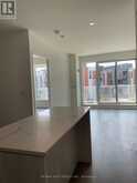 215 - 6 DAVID EYER ROAD Richmond Hill