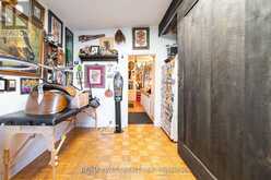 135 OSSINGTON AVENUE Toronto