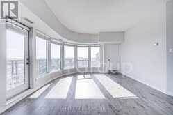 905 - 920 SHEPPARD AVENUE W Toronto