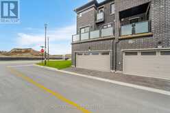 3370 THUNDERBIRD PROMENADE Pickering