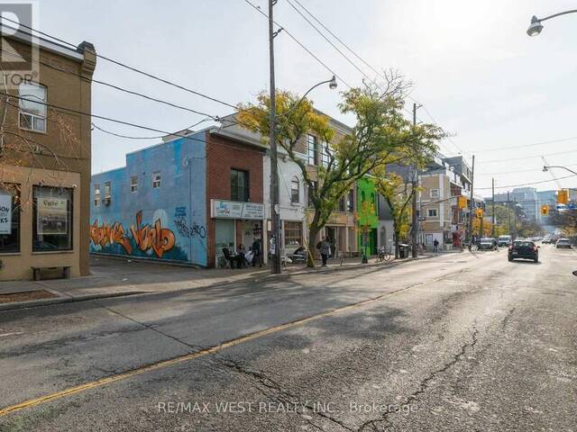 137 OSSINGTON AVENUE Toronto Ontario