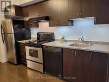 820 - 35 SARANAC BOULEVARD Toronto