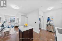 2104 - 35 BALMUTO STREET Toronto