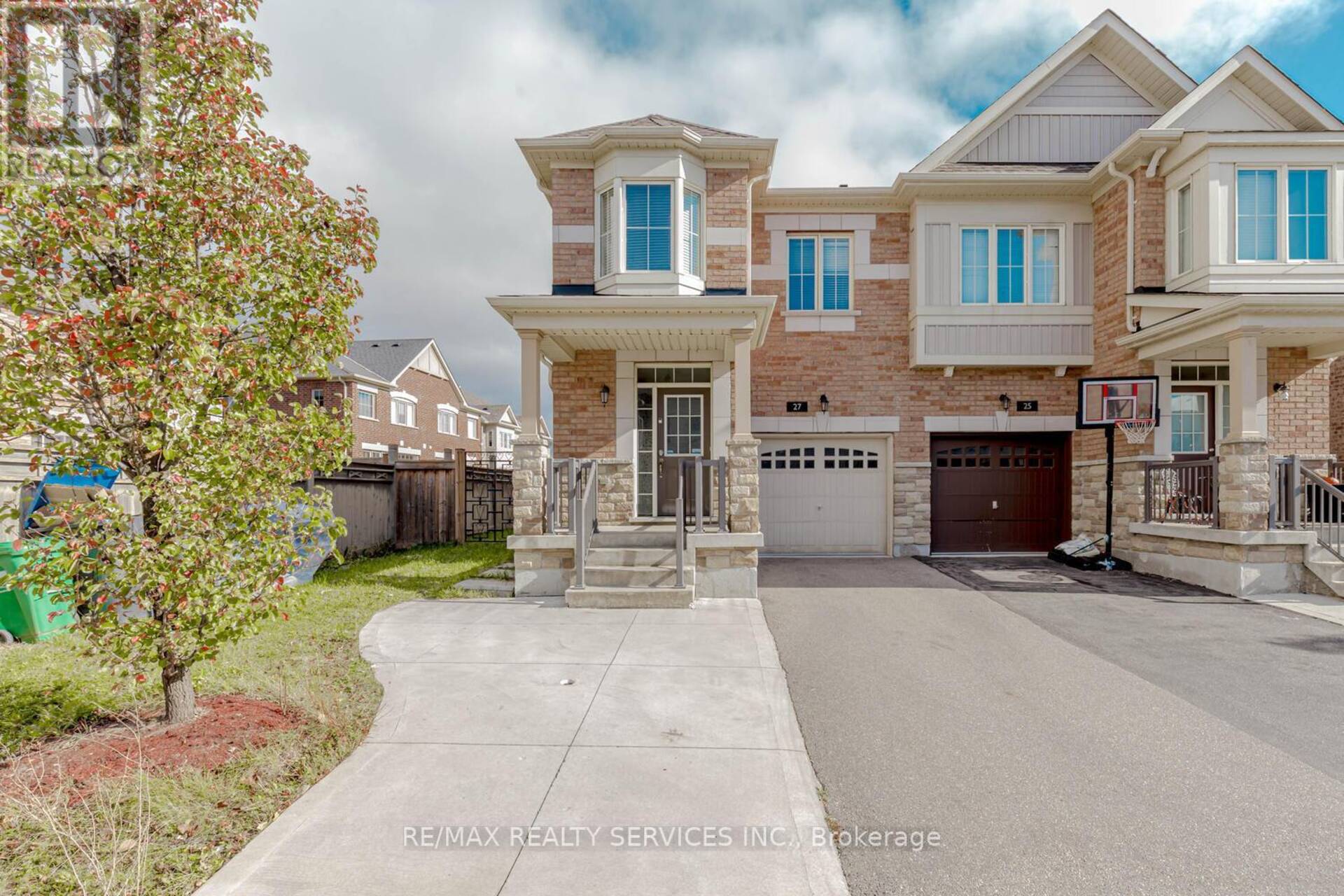 27 BIDDENS SQUARE Brampton