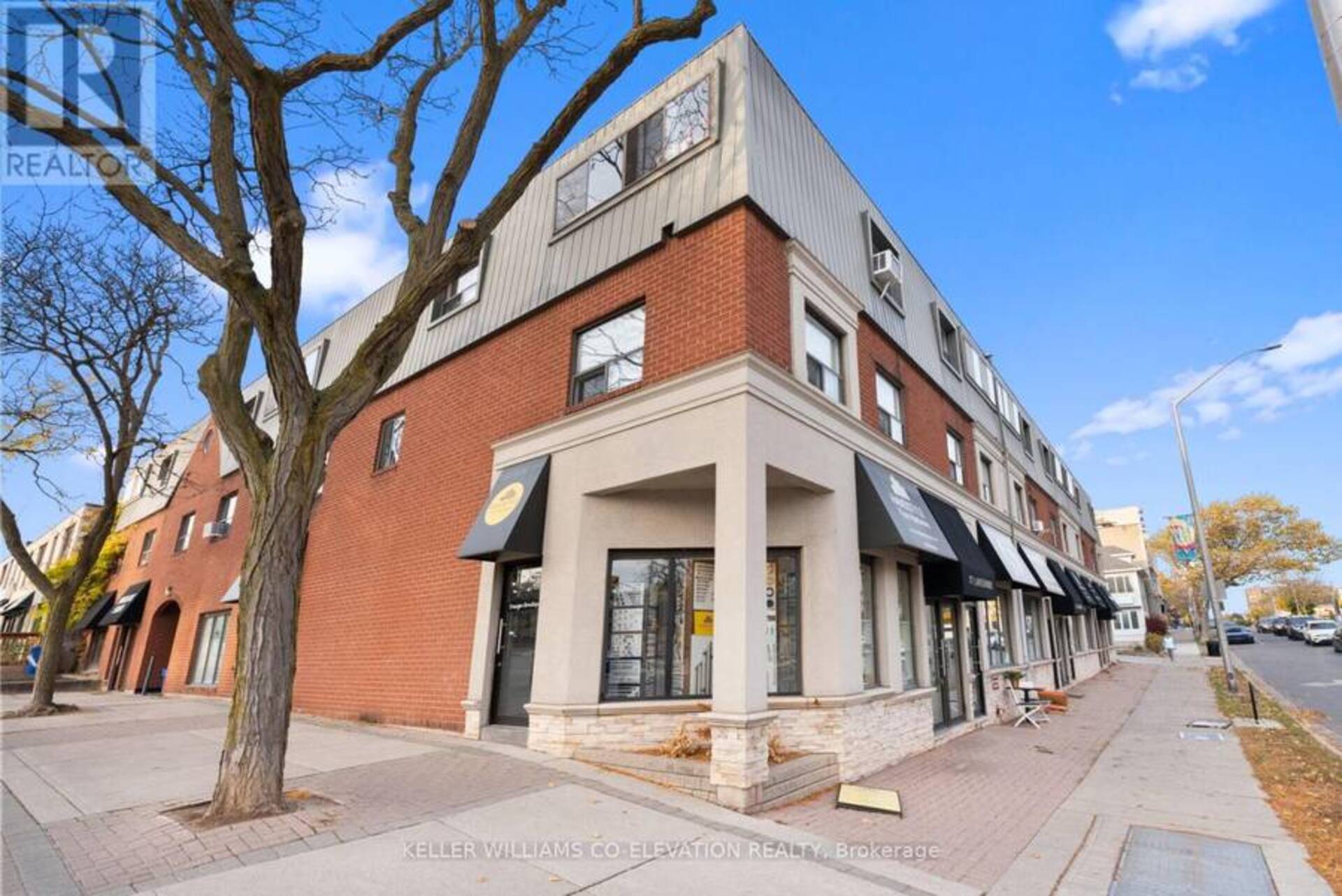 2A - 77 LAKESHORE ROAD W Oakville