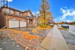 254 EDENBROOK HILL DRIVE Brampton