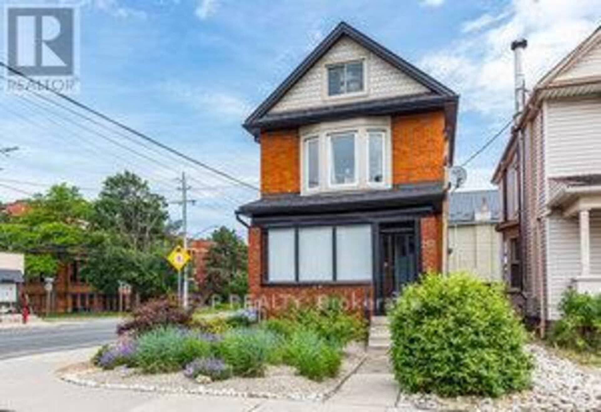 UPPER - 212 HOMEWOOD AVENUE Hamilton