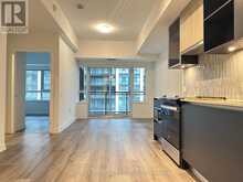 523 - 395 DUNDAS STREET W Oakville