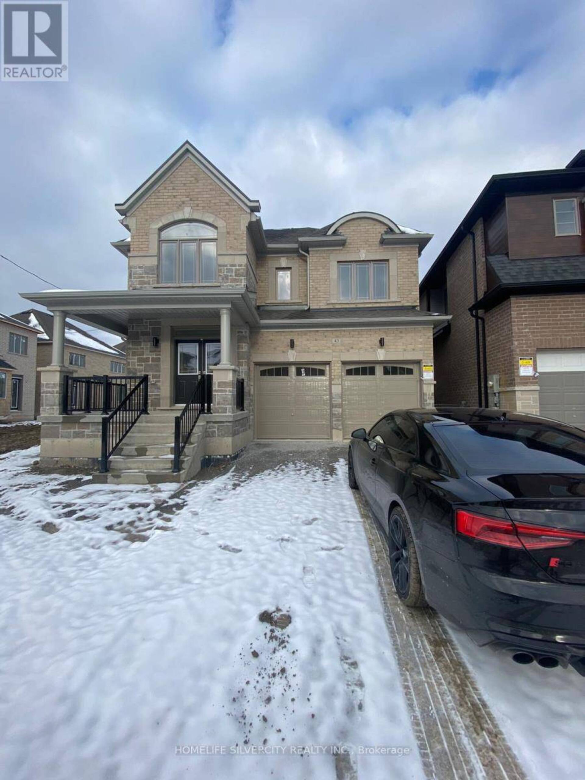 43 CONCERT HILL WAY East Gwillimbury