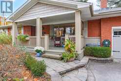 2182 CLARENDON PARK DRIVE Burlington