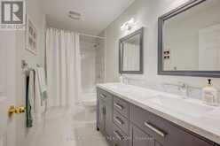 36 - 300 RAVINEVIEW WAY Oakville