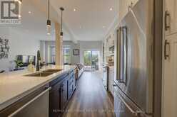 36 - 300 RAVINEVIEW WAY Oakville