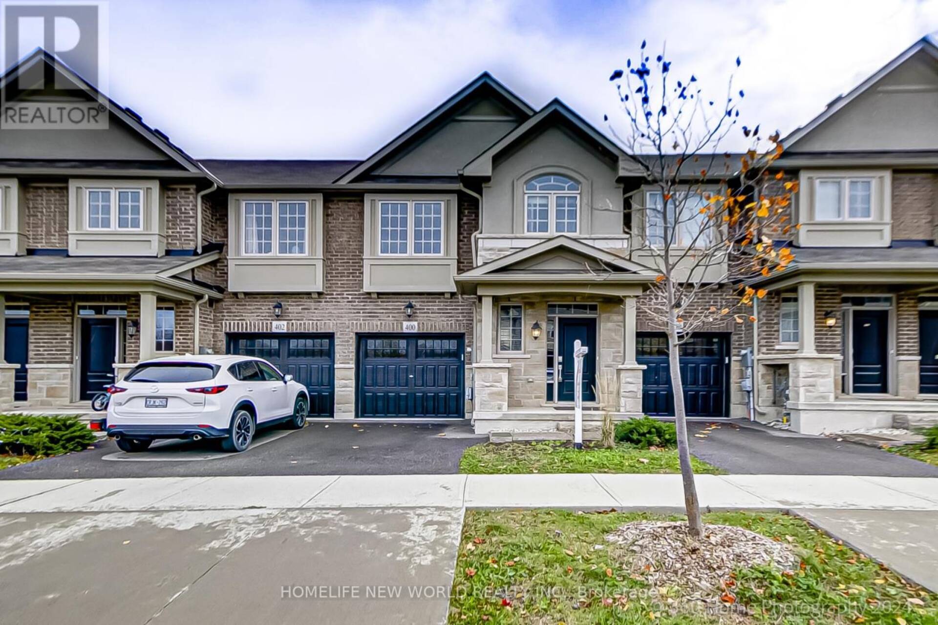 400 THRESHING MILL BOULEVARD Oakville