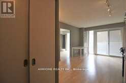 401 - 126 SIMCOE STREET Toronto