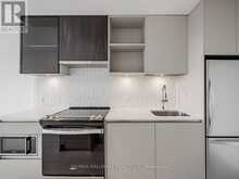 611 - 395 DUNDAS STREET W Oakville