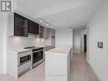 611 - 395 DUNDAS STREET W Oakville