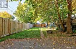 LOWER - 454 GLENHOLME AVENUE Toronto