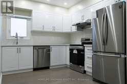 M/2ND - 124 BARRINGTON AVENUE Toronto