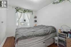 2C BEXLEY CRESCENT Toronto