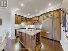 9 GREENVIEW AVENUE Toronto