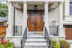 5 CHARLEMAGNE DRIVE Toronto