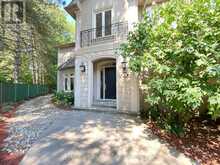 8 CRETE COURT Toronto