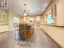 8 CRETE COURT Toronto