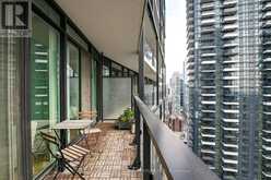 2712 - 125 PETER STREET Toronto