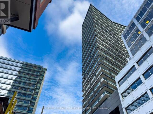 2712 - 125 PETER STREET Toronto Ontario