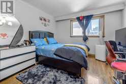 72 CHARLTON BOULEVARD Toronto