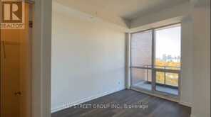 209 - 36 FOREST MANOR Toronto