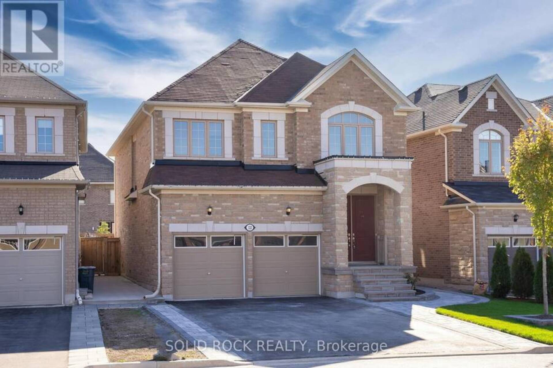 122 MCDONNELL CRESCENT Bradford/West Gwillimbury