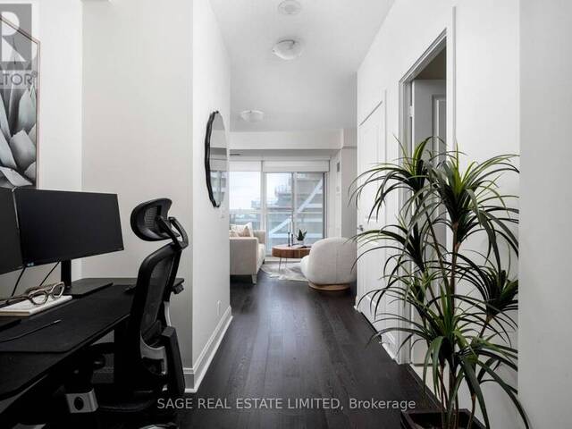 811 - 33 SHORE BREEZE DRIVE Toronto Ontario