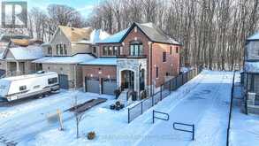 27 ATLANTIS DRIVE Orillia