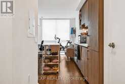 610 - 1 YORKVILLE AVENUE Toronto