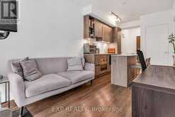 610 - 1 YORKVILLE AVENUE Toronto