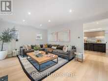 570 ORIOLE PARKWAY Toronto