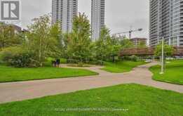 623 - 135 VILLAGE GREEN SQUARE Toronto