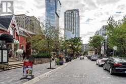 807 - 155 YORKVILLE AVENUE Toronto