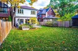 302 RICHVIEW AVENUE Toronto