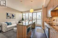 4206 - 426 UNIVERSITY AVENUE Toronto